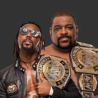 Swerve in Our Glory (Swerve Strickland & Keith Lee)斯沃夫·斯特里克兰 & 基斯·李