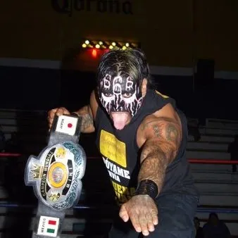 Pequeño Damián 666