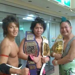 Team Dream Futures (Keisuke Ishii, Soma Takao & Shigehiro Irie)石井慧介 & 高尾苍马 & 入江茂弘