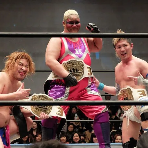 The Homo-sapiens (Danshoku Dieno, Makoto Oishi & Aja Kong)