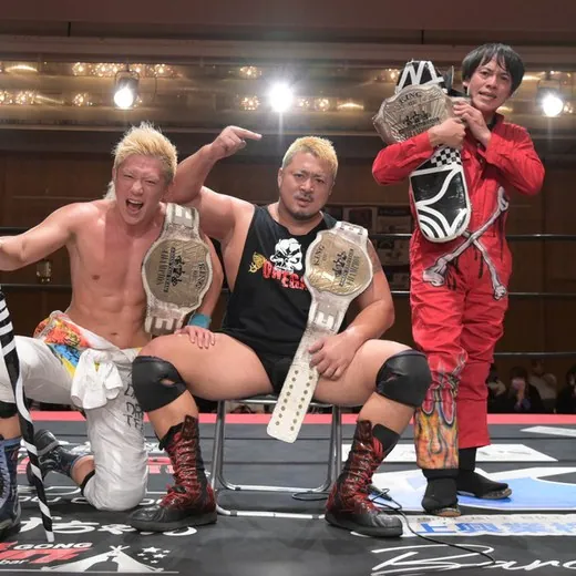 Ω (Yuji Hino, Makoto Oishi & Shiori Asahi)火野裕士 & 大石真翔 & 旭志织