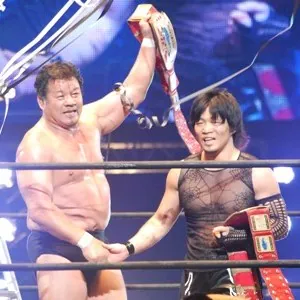 MIKAMI & Tatsumi Fujinami