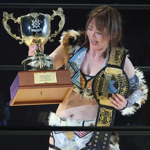 Mayu Iwatani岩谷麻优