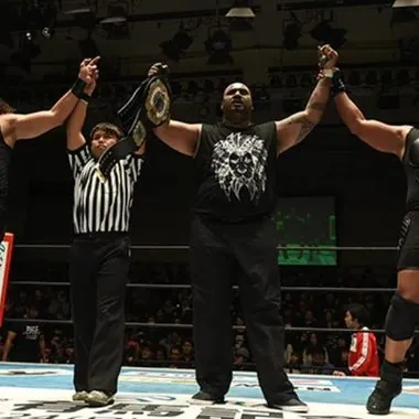 Bullet Club (Bad Luck Fale, Tama Tonga & Tanga Loa)子弹帮