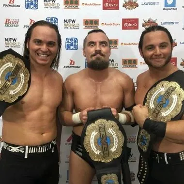 Super Villains (Marty Scurll, Matt Jackson & Nick Jackson)马蒂·斯卡尔 & 马特·杰克森 & 尼克·杰克森
