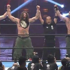 Toru Yano & The Briscoe Brothers (Jay Briscoe & Mark Briscoe)杰·布里斯科 & 马克·布里斯科
