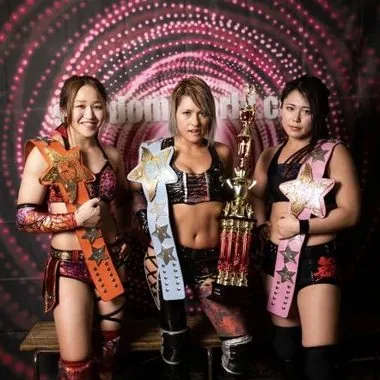 Giulia & Syuri & Maika茱莉亚 & 近藤朱里 & 舞华