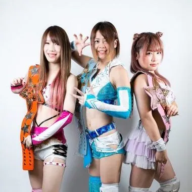 Mayu Iwatani & Saki Kashima & Tam Nakano岩谷麻优 & 鹿岛沙希 & 中野谭