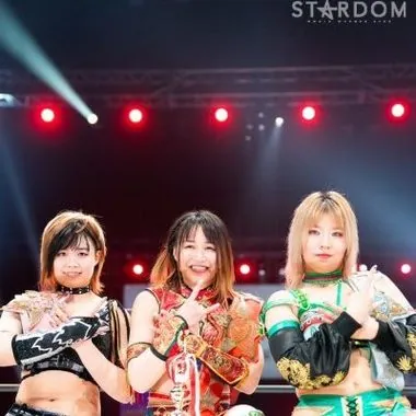 Syuri & MIRAI & Sorei Ami