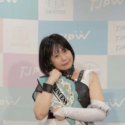 Rika Tatsumi辰巳リカ