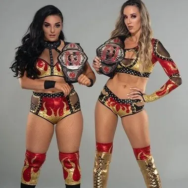 VXT (Chelsea Green & Deonna Purrazzo)切尔西·格林 & 迪安娜·普拉佐