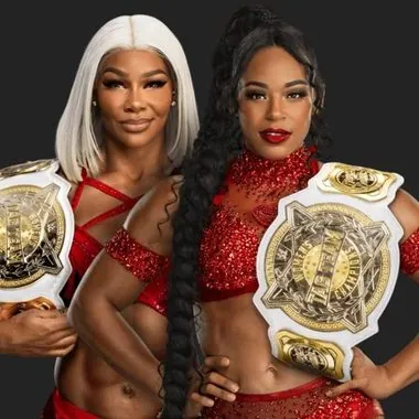 Bianca Belair & Jade Cargill / Naomi比安卡·贝莱尔 & 杰德·卡吉尔 & 娜奥米